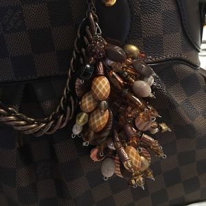 Handbag jewelry